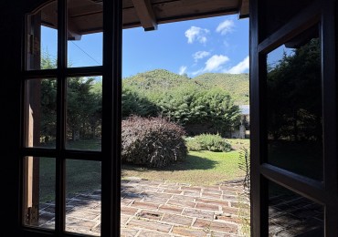CASA CON VISTA A LAS SIERRAS - Bo LOMA HERMOSA 